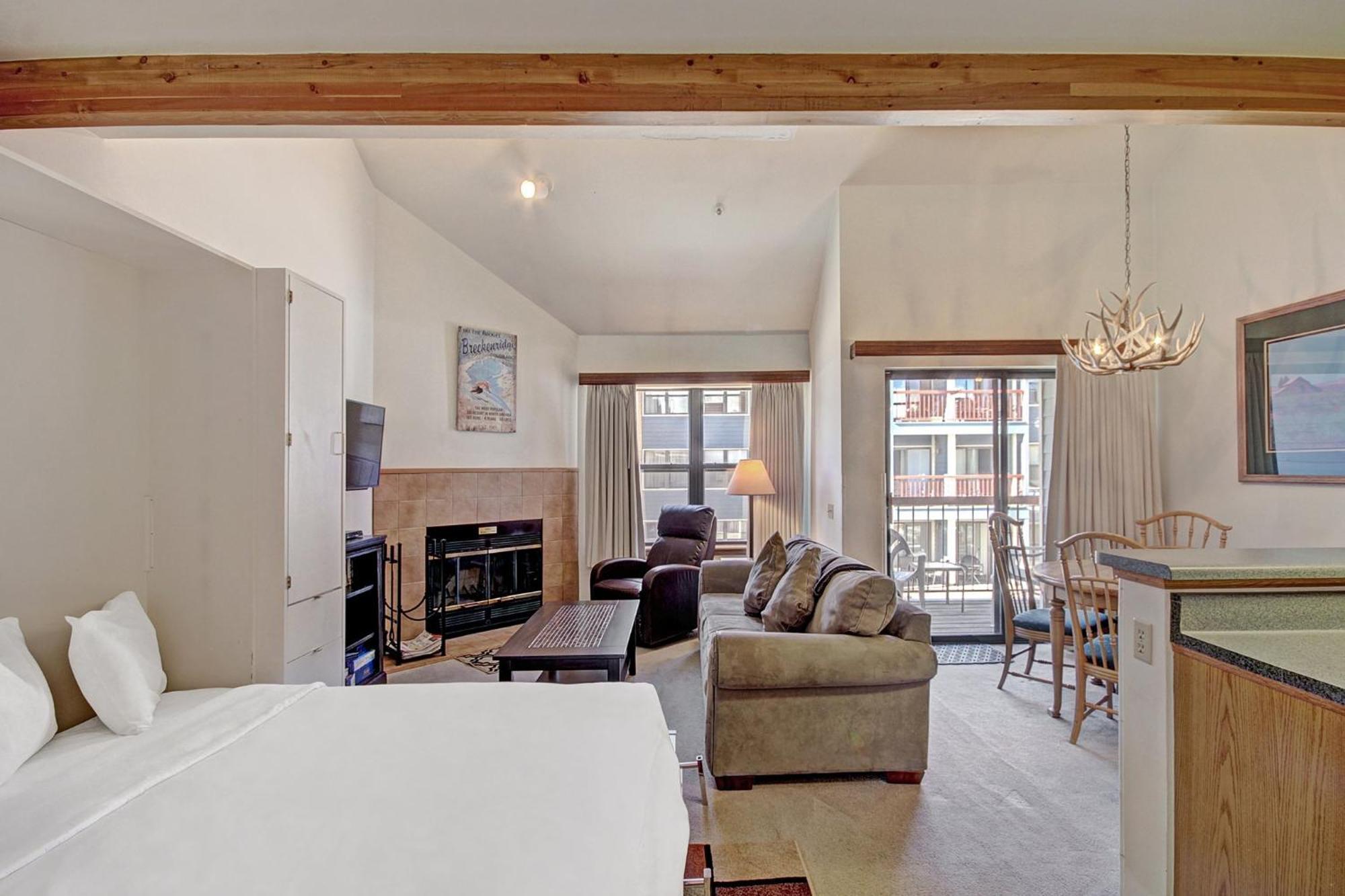 River Mountain Lodge By Breckenridge Hospitality מראה חיצוני תמונה